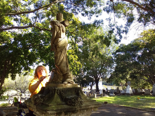how to clean headstones